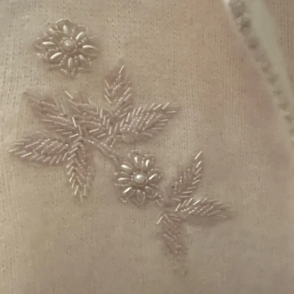 New Baby Pink Embroidered Angora blend Sweater Set - Picture 4 of 12